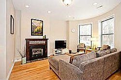 4th image of 842 W Bradley Pl #1