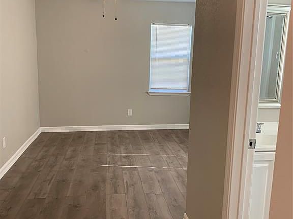 5th image of 8006 Carolwood Dr