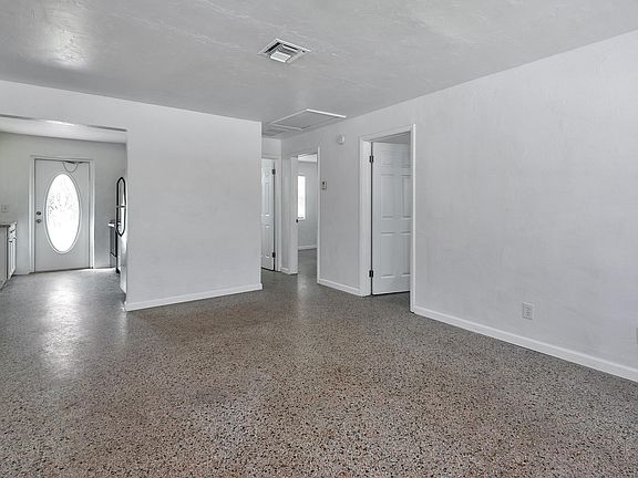 4th image of 4882 Jefferson Rd
