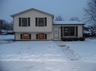 200 N Metropolitan Ave, Waukegan, IL 60085