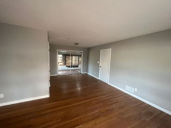 5th image of 11001 E 54th St