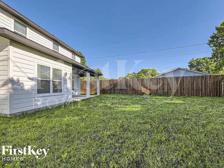 7384 Parkside Place Dr — Photo 28