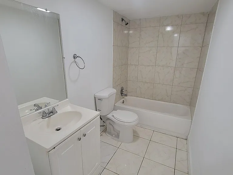 2800 NW 56th Ave #G107 — Photo 7