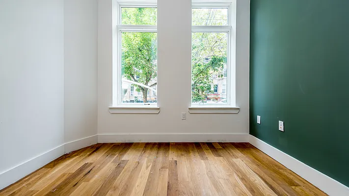 Rented by Nooklyn NYC LLC | media 42