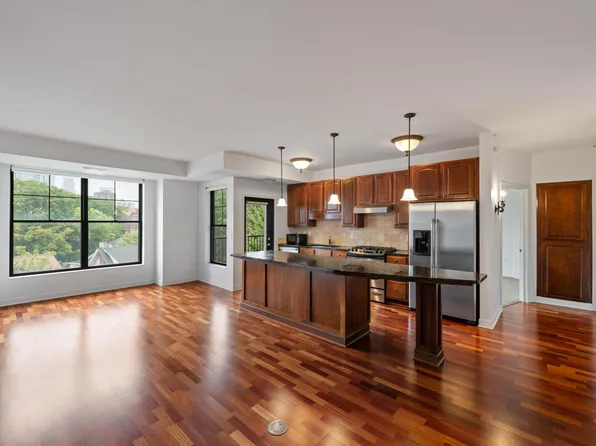 317 Groveland Ave Unit 521, Minneapolis, MN 55403