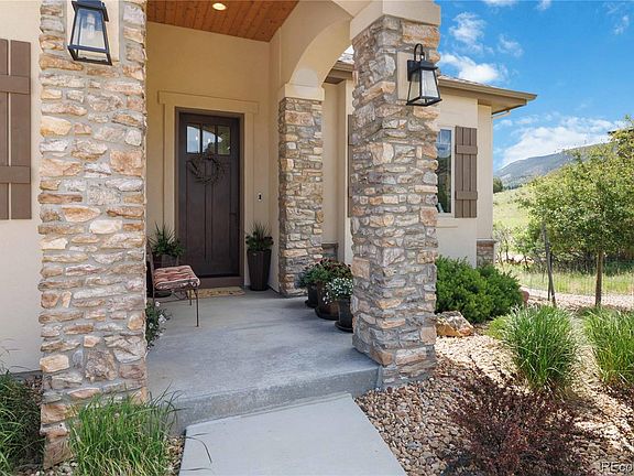 3rd image of 5330 Country Club Drive