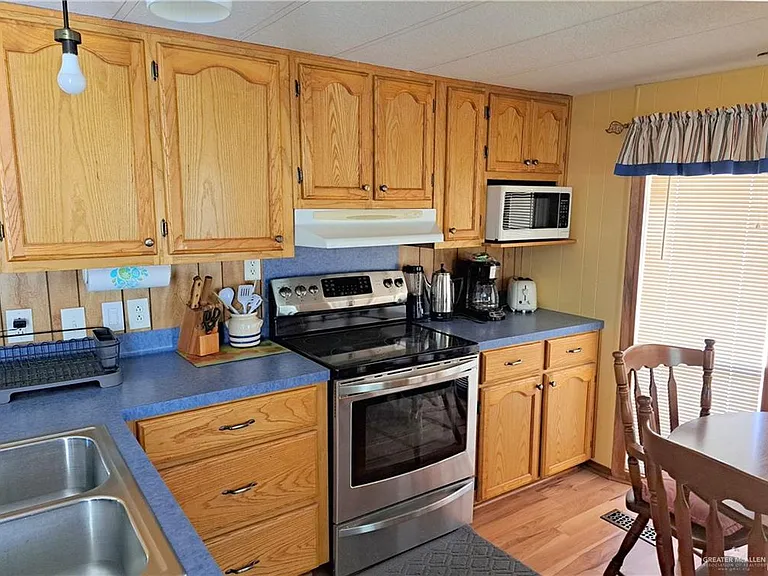 402 Cory Dr #B-10 — Photo 4