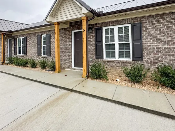 74 Nichols Dr #2, Woodbury, TN 37190