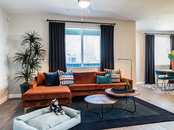 ARISTA APARTMENT HOMES