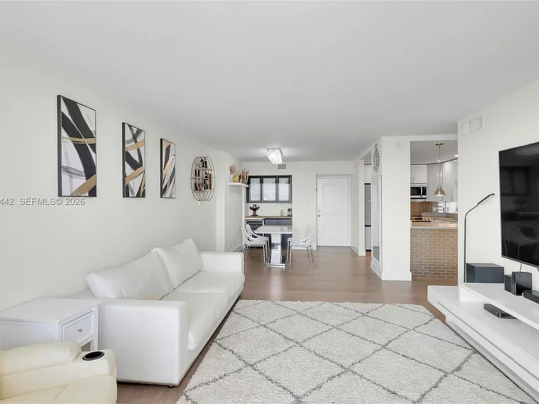100 Bayview Dr #1008 — Photo 16