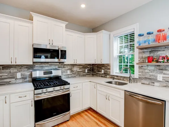 658 Massachusetts Ave Unit 3, Lunenburg, MA 01462