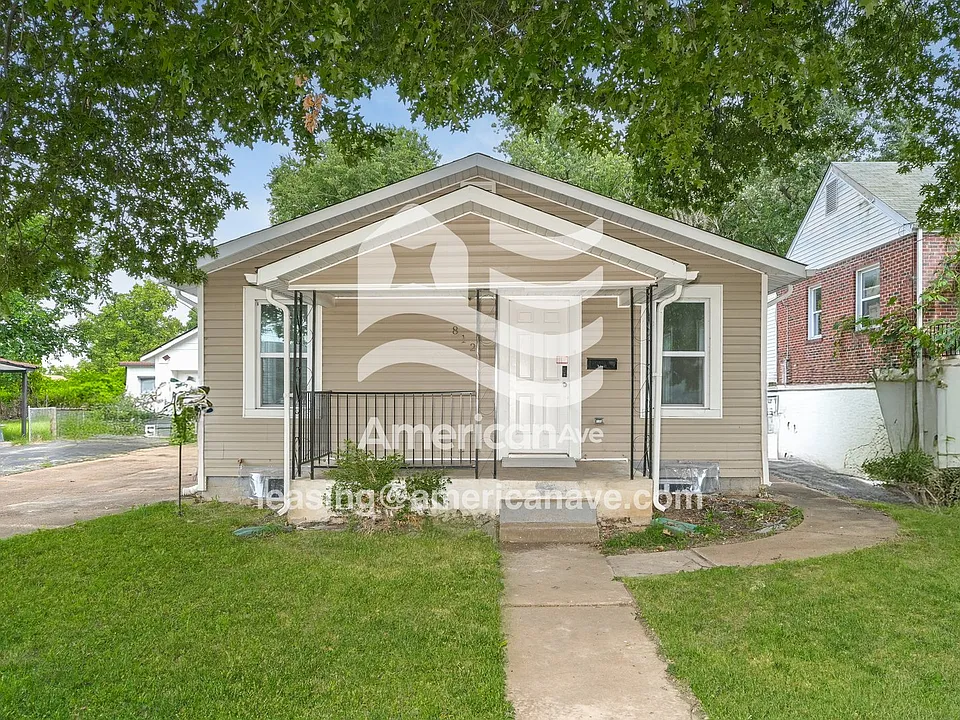 812 N Elm Ave