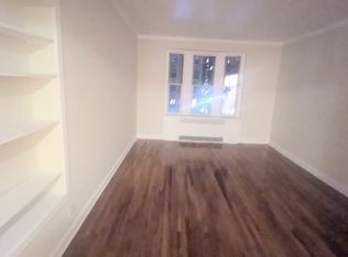 216 W 102nd St APT 4D, New York, NY 10025