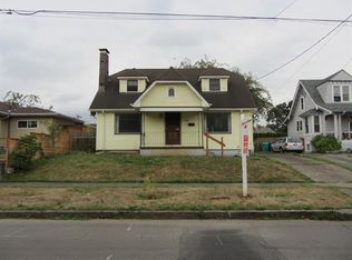 5716 N Bowdoin St, Portland, OR 97203