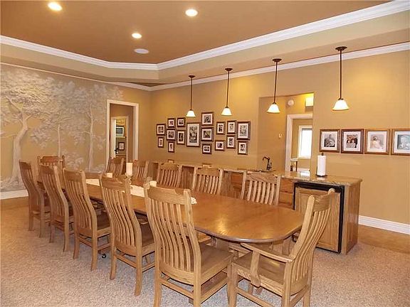 5th image of 30 Stonehaven Dr