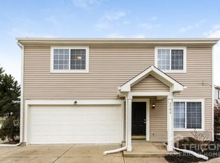 2709 Grand Fir Dr, Greenwood, IN 46143