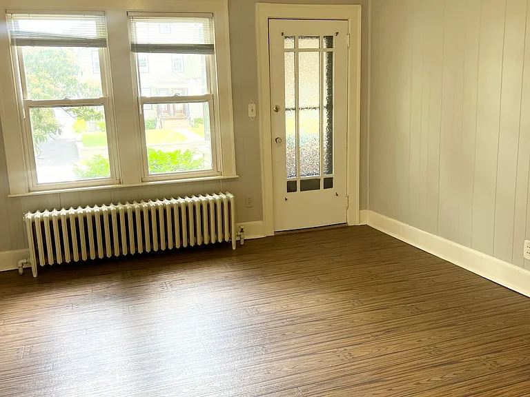 118 Cambridge St — Photo 4