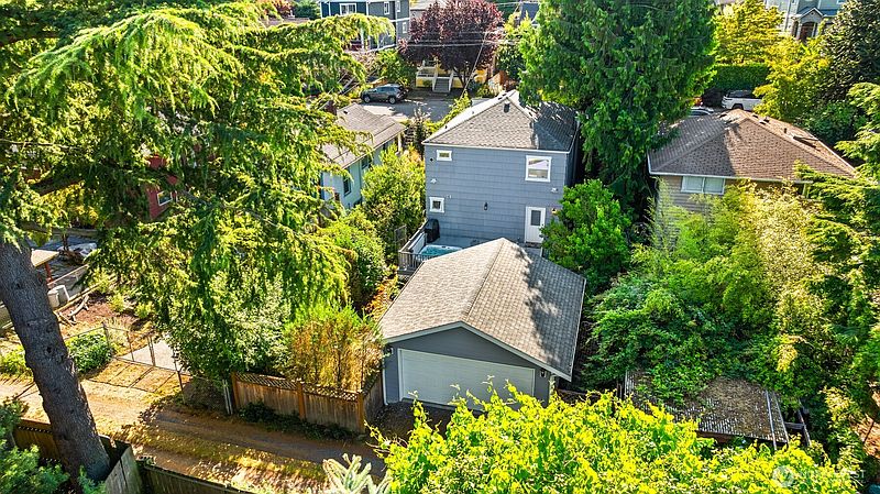 5th image of 8538 19th Avenue NW