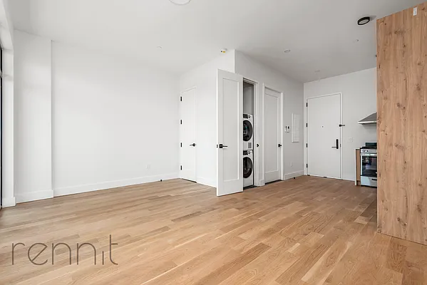 Rented by Rennit Inc. | media 31