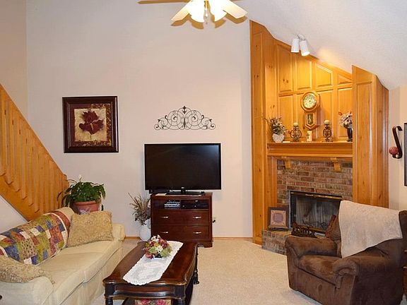 Living Room w/FP  oak mantle
