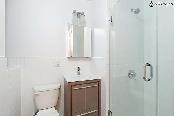 Rented by Nooklyn NYC LLC | media 75