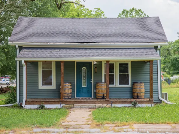 116 E Warren St, Tullahoma, TN 37388