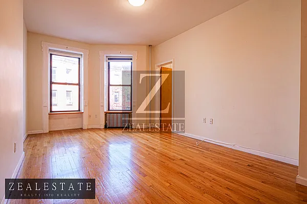 Rented by ZealEstate Group Inc | media 8