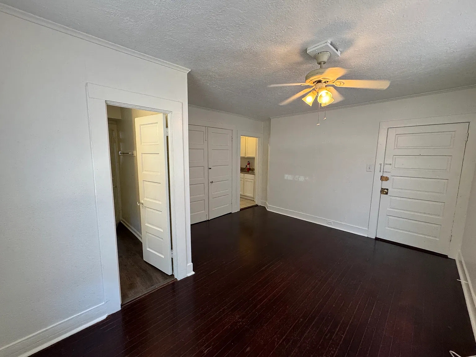 1 bed, 650 sqft, $1,145 — Photo 3