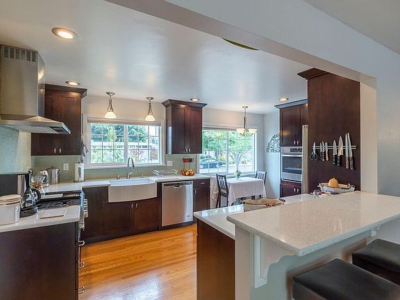 4th image of 3139 Hartley Drive