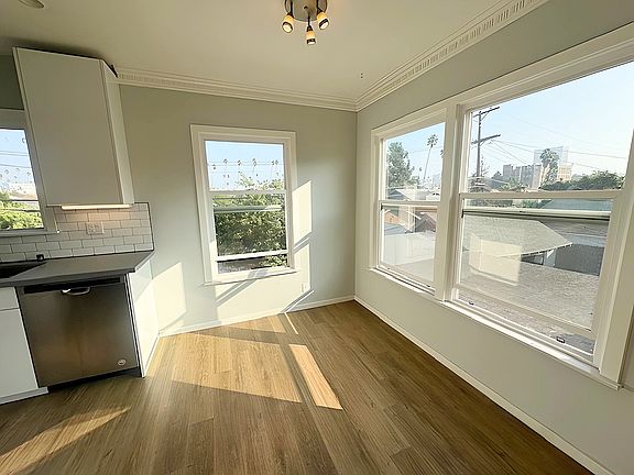 2nd image of 208 S Harvard Blvd APT 8
