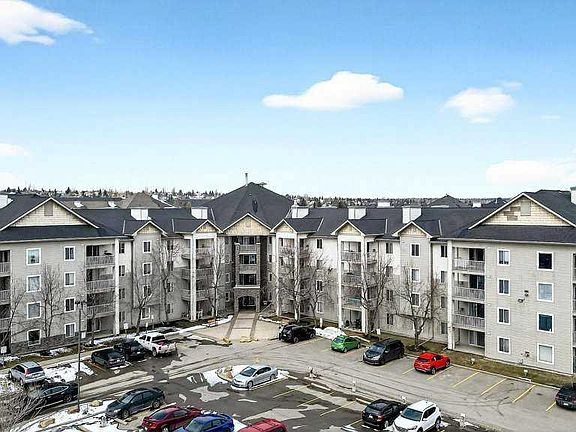3rd image of 3000 SE Somervale Ct SW #417