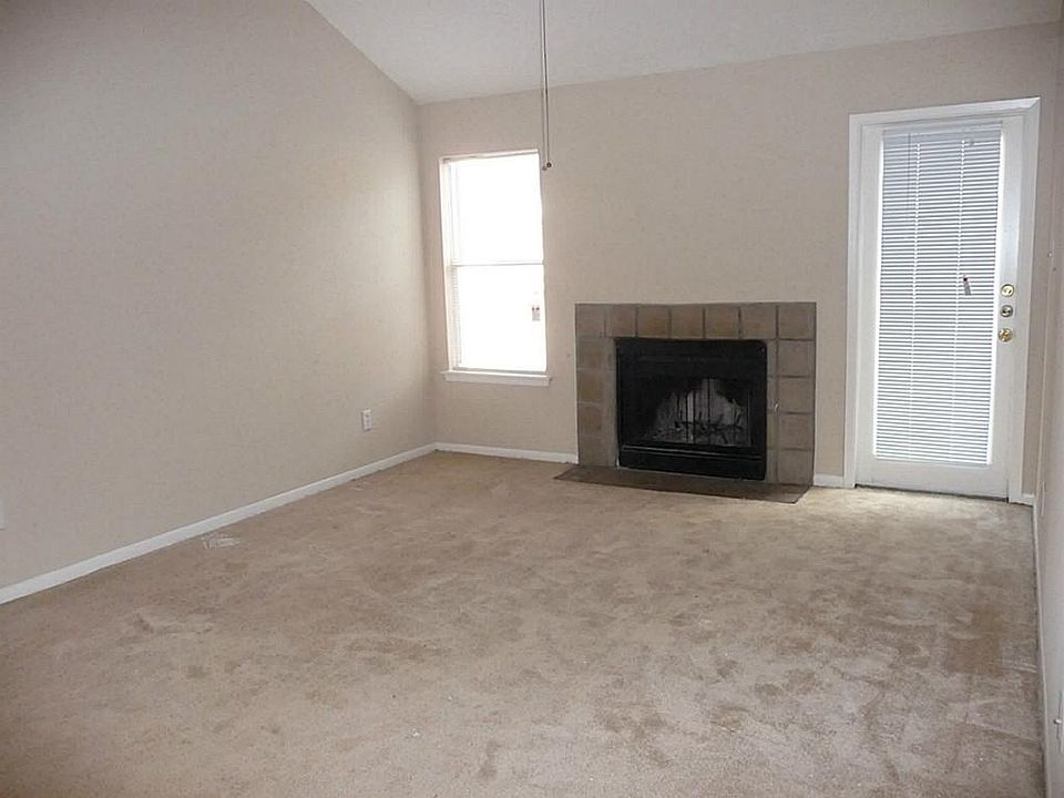 1st image of 2011 Spenwick Dr APT 229