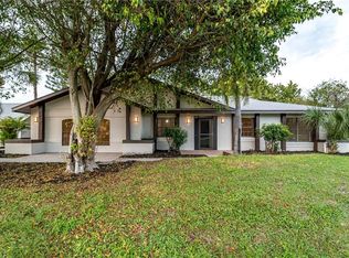 438 Anchor Way, North Fort Myers, FL 33903