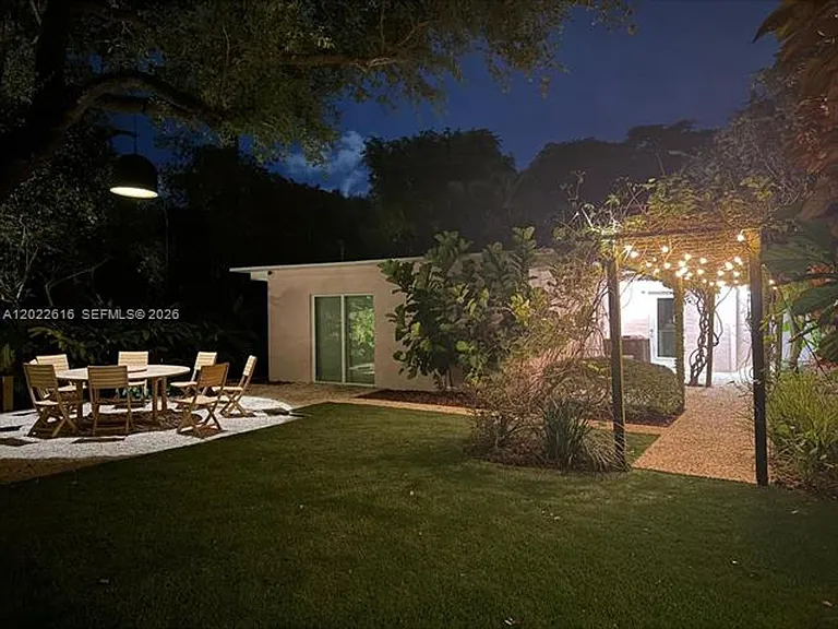 6851 SW 77th Ter — Photo 33