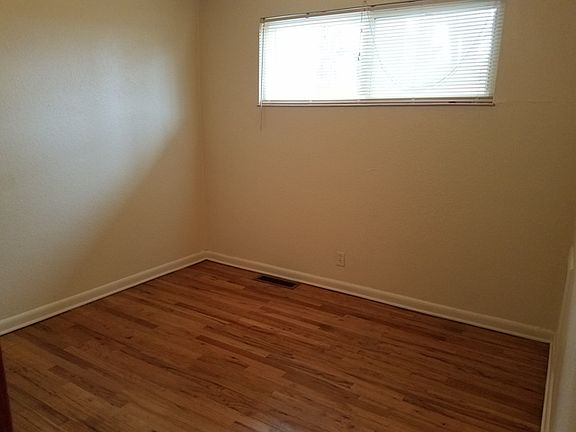 2307 Spruce - bedroom 1