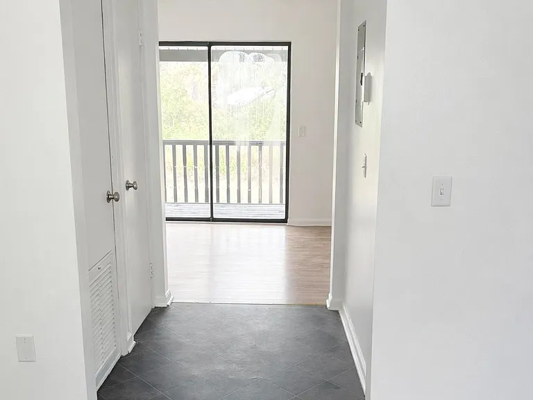 1900 City Circle Rd #C3 — Photo 3