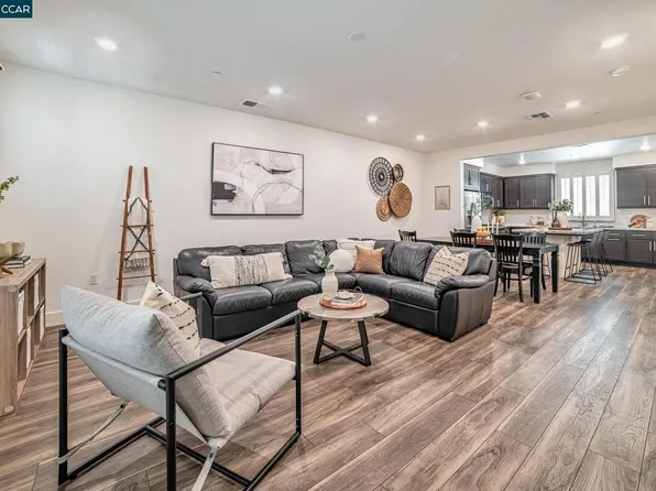 127 Apricot St, Livermore, CA 94551