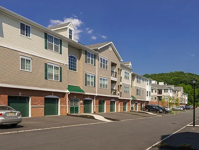 Camelot at Marlboro — Photo 24
