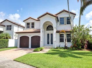 16463 SW 59th Ter, Miami, FL 33193