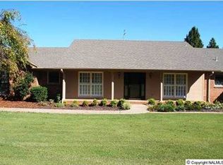 1704 Penn Rd SW, Hartselle, AL 35640