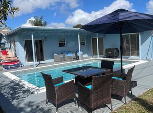 6456 Custer St, Hollywood, FL 33024