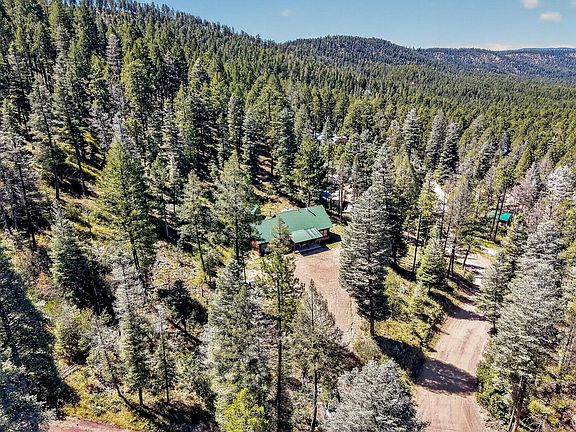 4th image of 1352 Los Griegos Rd