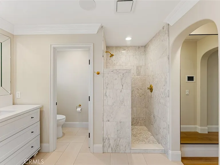 21261 Baeza Cir — Photo 31