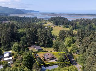2775 Champagne Ln, Tillamook, OR 97141