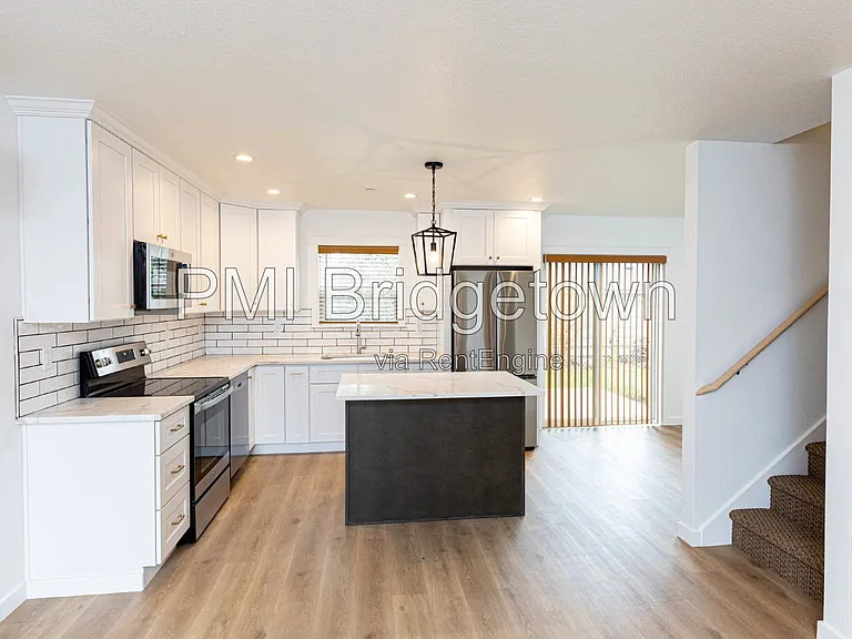 6308 SE Duke St — Photo 5