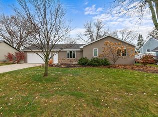 606 S Wild Rose Ln, Appleton, WI 54914