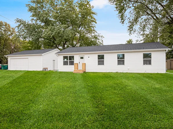 145 E Elm St, Braidwood, IL 60408