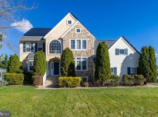 9 Emerson Dr, Cinnaminson, NJ 08077