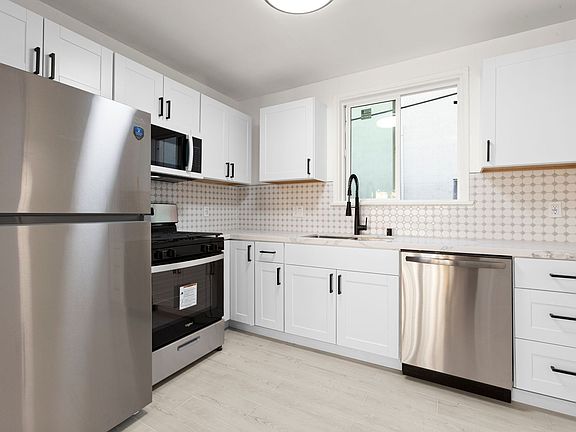 4th image of 5920 E Benner St #5922-3