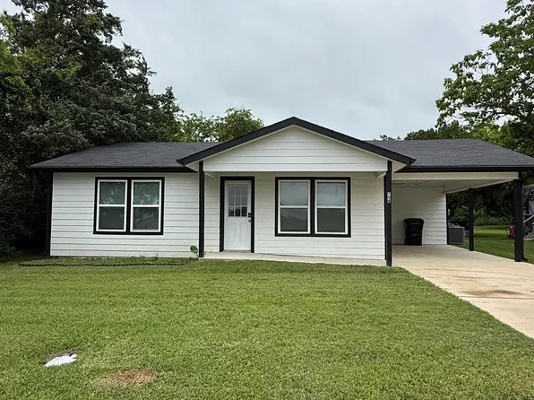 704 Lillian St, Wills Point, TX 75169